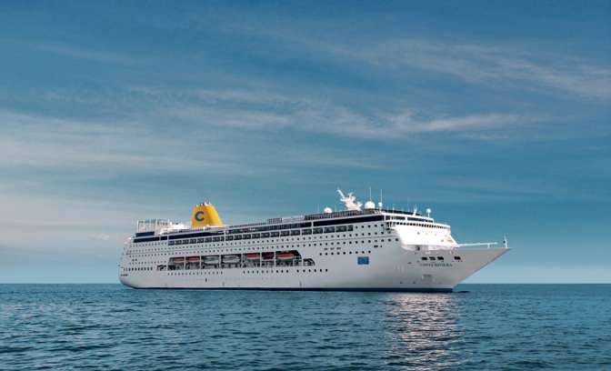 Costa neoRiviera op zee